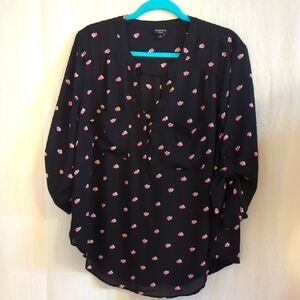 Torrid Black Top Print Hearts Size 1
